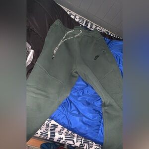 Nike Green Sweatpants Casual Comfort